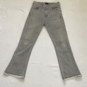Citizens of Humanity Drew Fray High Rise Flare Crop Ankle Size 26 Ash Gray